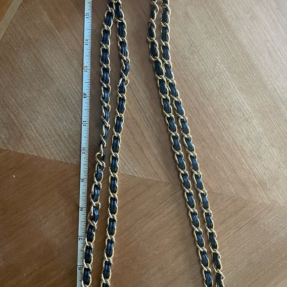 Vintage Chanel Leather Tassel Shoulder Bag- Navy Blue with 24K Gold Plated Chain - Picture 15 of 16